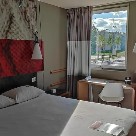 Ibis Moulins Hotel