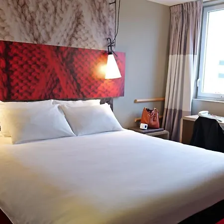 Ibis Moulins Hotel