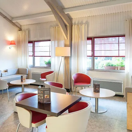 Ibis Moulins
