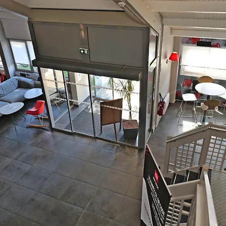 Ibis Moulins